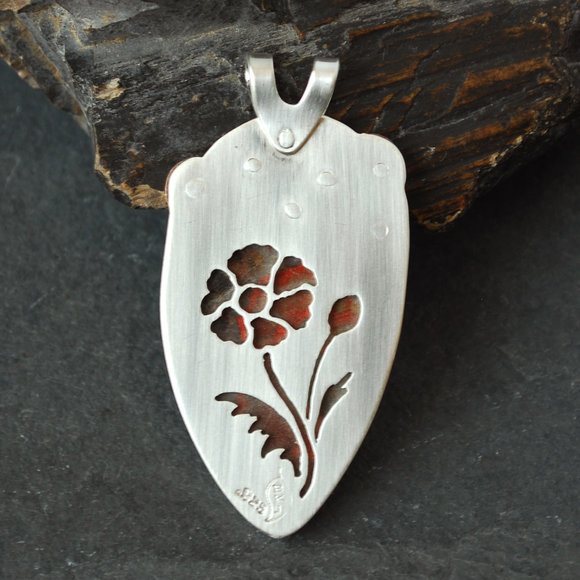 Back of poppy jasper pendant: poppy