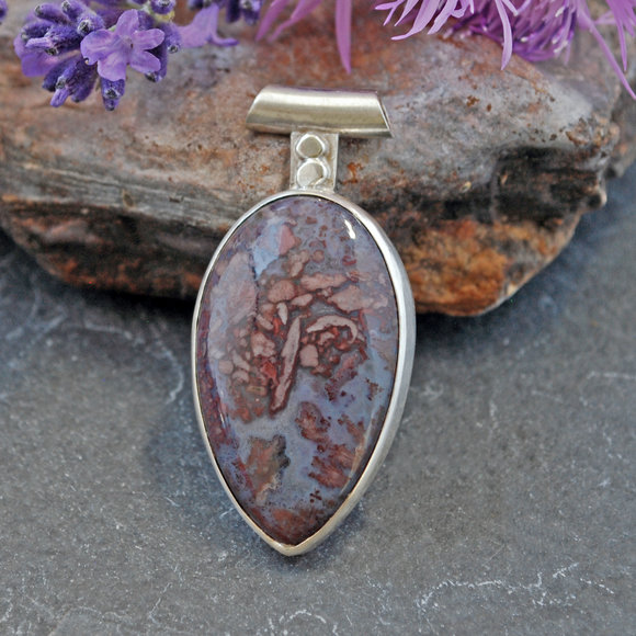 Silver pendant with Agate (Nova Scotia, Canada)