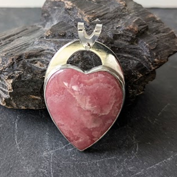 Custom pendant: Silver with Rhodochrosite heart 