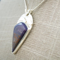 Burro Creek agate pendant angle close-up