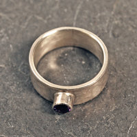 Hammered Silver Ring, Amethyst Size 5.5
