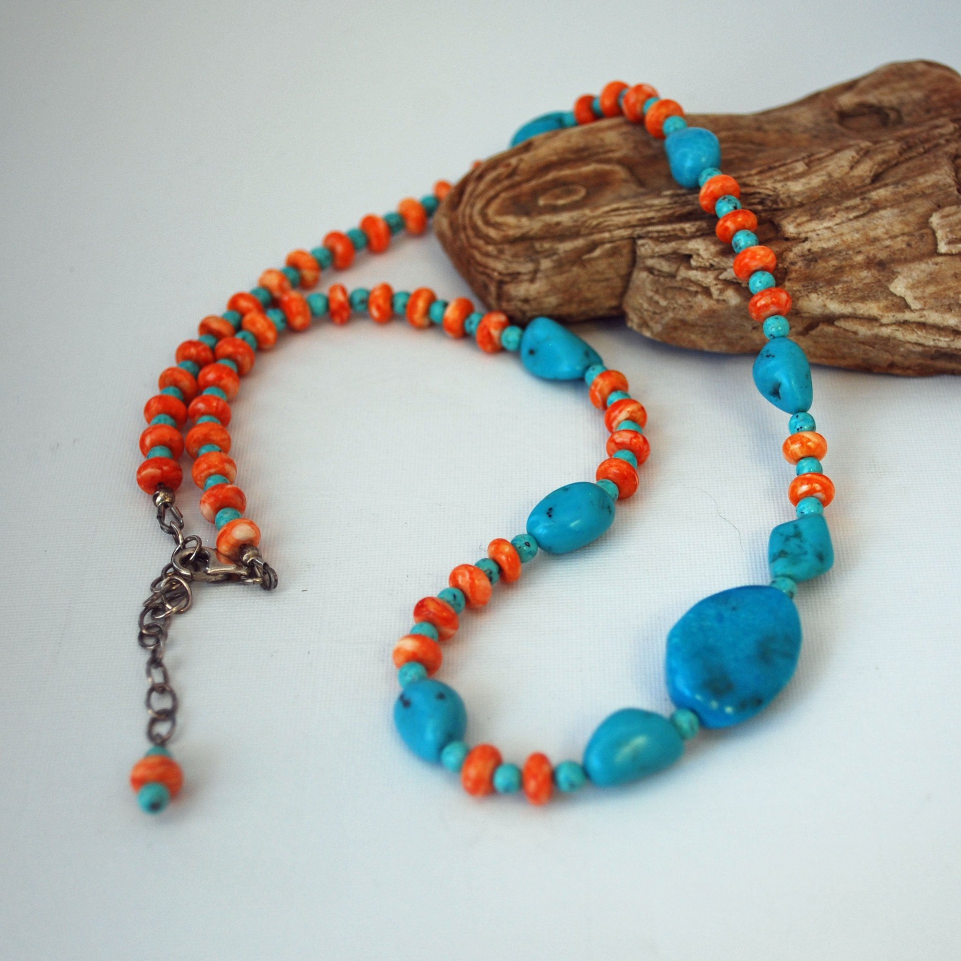 Sleeping Beauty Turquoise and Spiny Oyster Shell Necklace