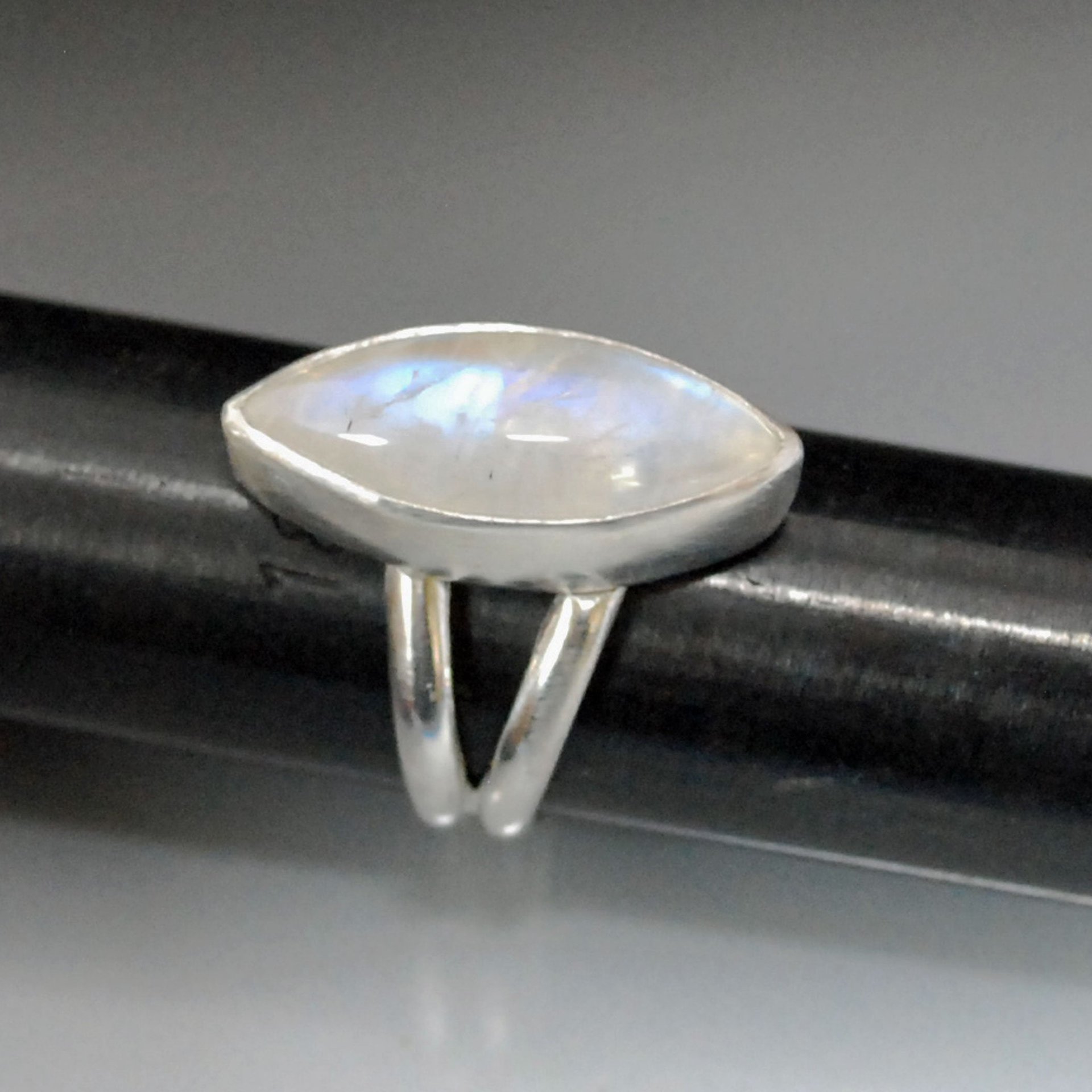 Moonstone Silver Ring Size 7.5