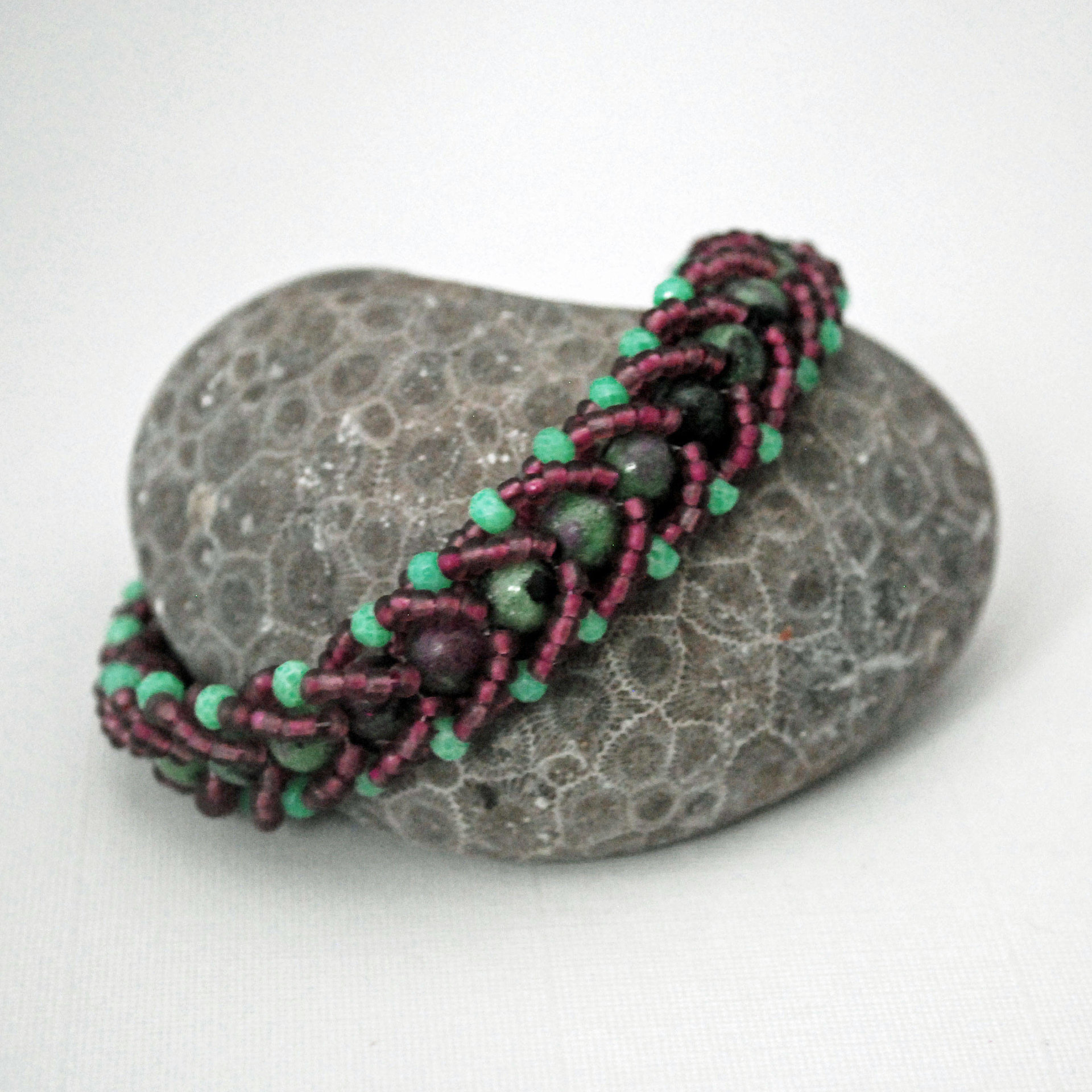 Ruby in Zoisite and Chrysoprase Beaded Bracelet with Czech Seed Beads  J-2239