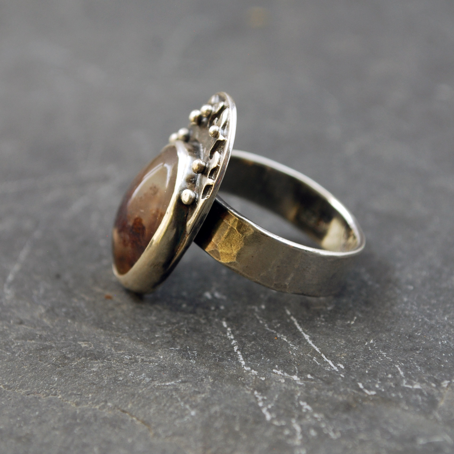 Moss agate silver ring, side view