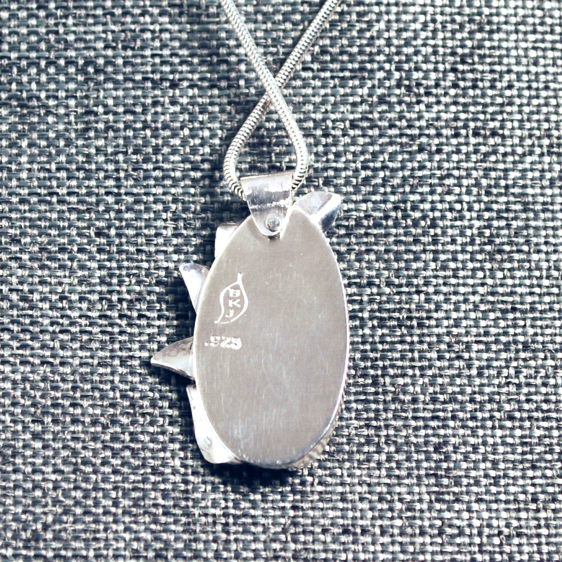 Silver Jade Pendant with Silver Leaves