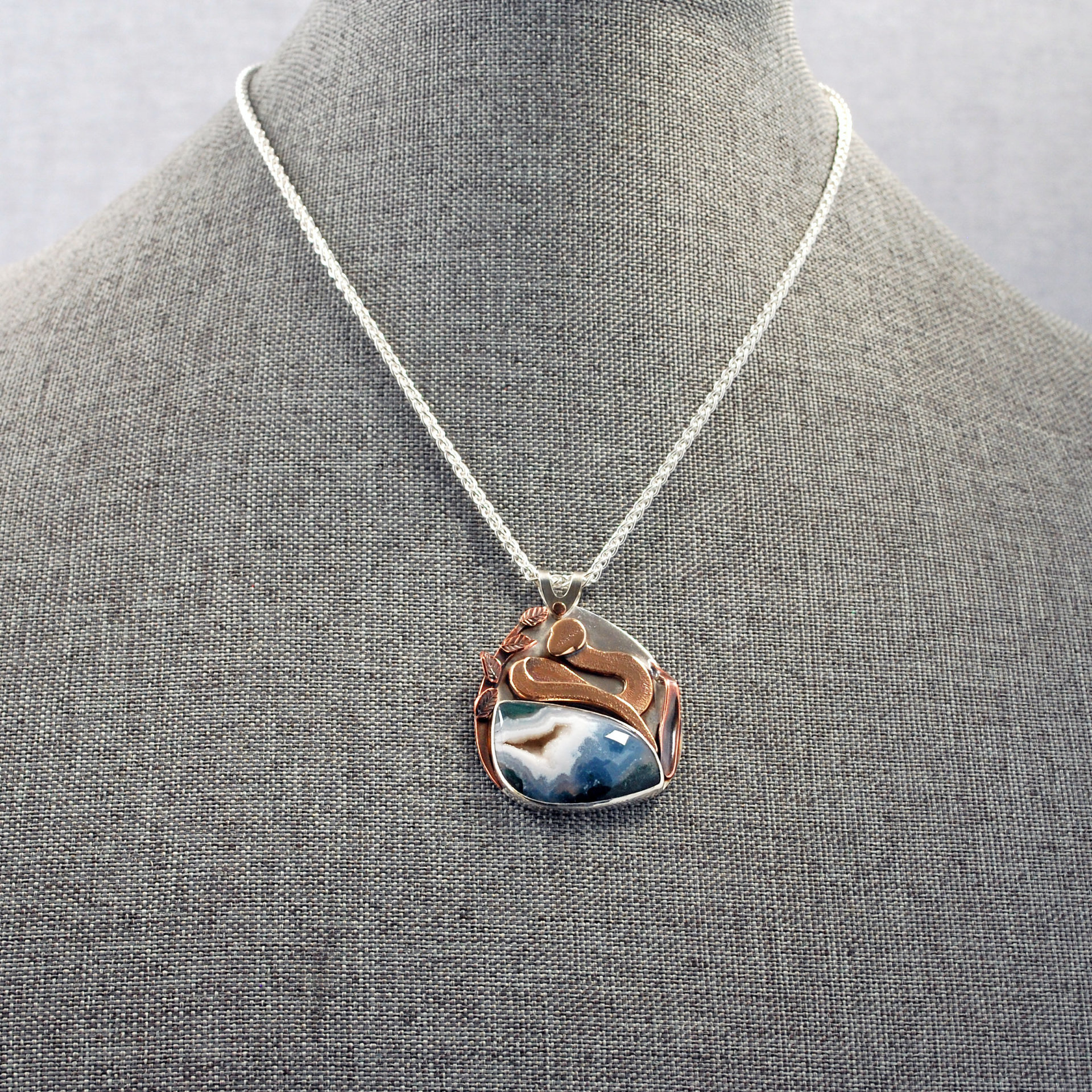 Snake pendant hanging - Agate with druzy and bronze snake above it