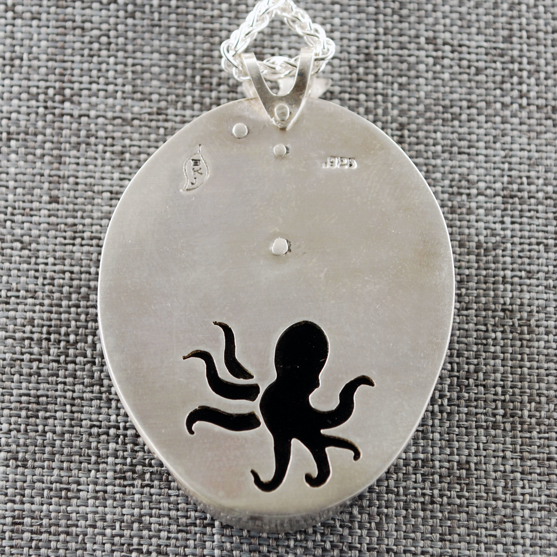 Undersea coral garden pendant close-up back