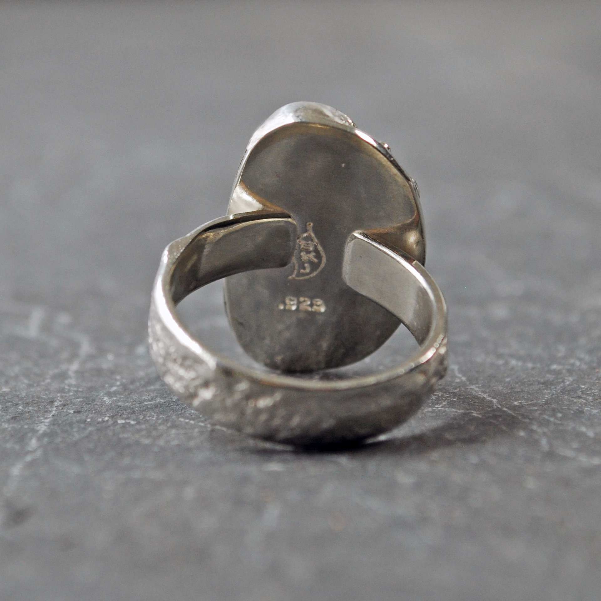 Silver Agate Ring, Size 8.25